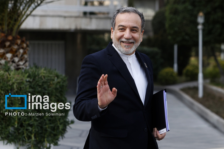 اعضای هیئت دولت در جمع خبرنگاران - ۲۶ دی ۱۴۰۳
