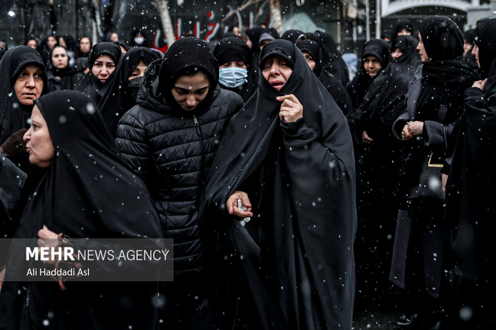 مراسم تشییع پیکر جانباز سرافراز سردار شهید علی حسین محمدزاده