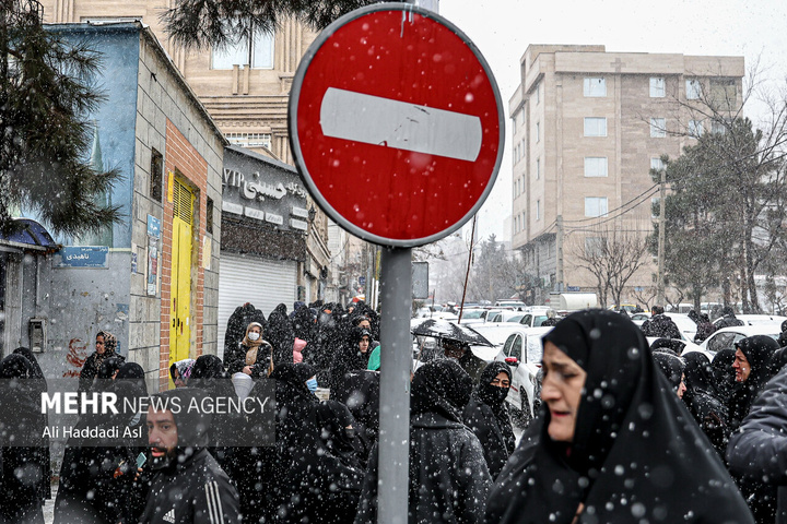 مراسم تشییع پیکر جانباز سرافراز سردار شهید علی حسین محمدزاده