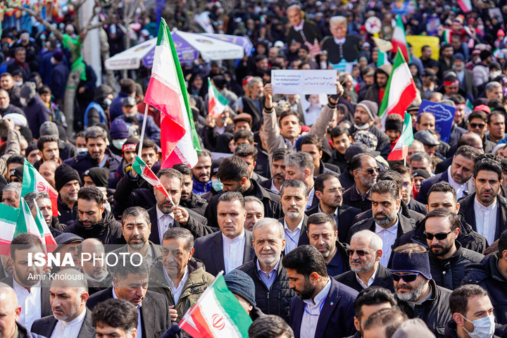 حضور مسئولین در چهل و ششمین راهپیمایی ۲۲ بهمن در تهران