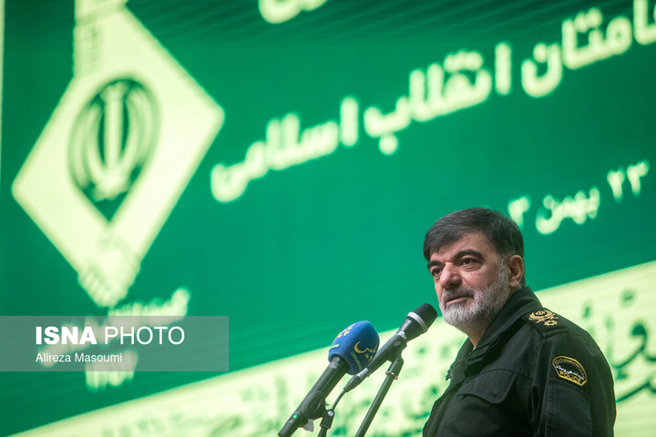 گردهمایی سروقامتان انقلاب اسلامی