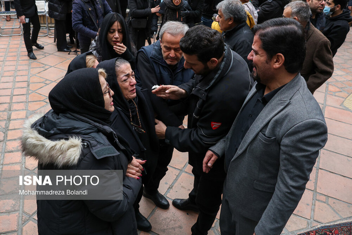 مراسم تشییع پیکر منوچهر والی‌زاده
