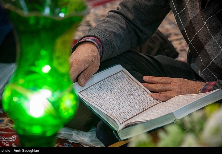جزخوانی قرآن کریم در حرم مطهر شاهچراغ علیه‌السلام