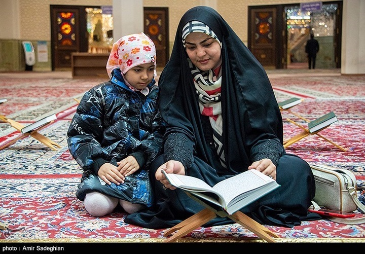 جزخوانی قرآن کریم در حرم مطهر شاهچراغ علیه‌السلام