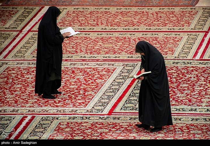 جزخوانی قرآن کریم در حرم مطهر شاهچراغ علیه‌السلام