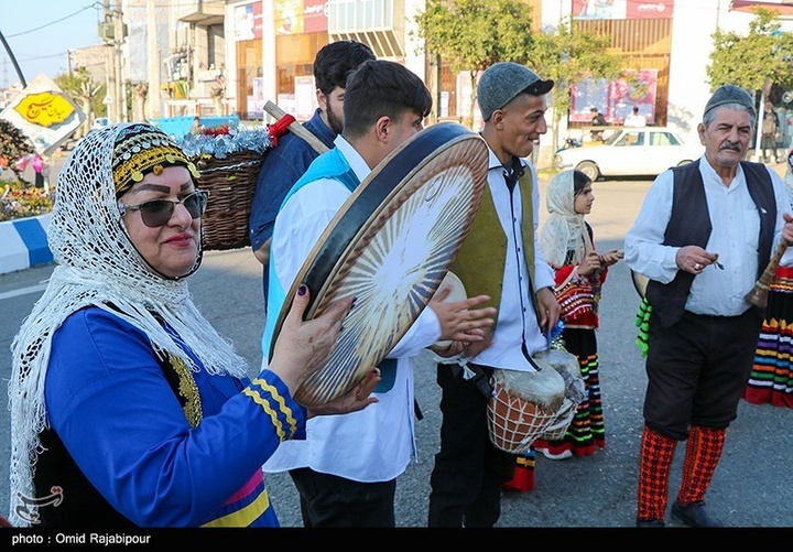 استقبال از نوروز با کارناوال شادپیمایی در شرق گیلان