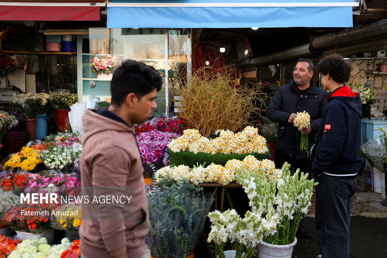 بازار گل محلاتی در آستانه نوروز