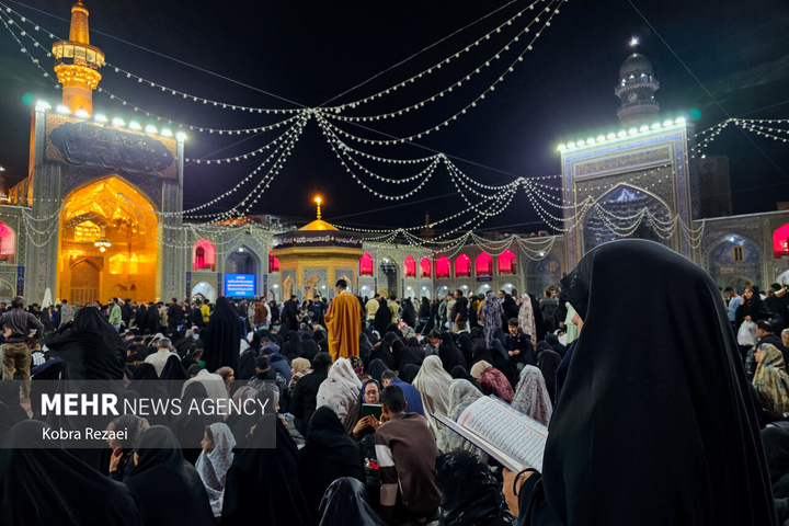 شب قدر در حرم امام رضا علیه‌السلام