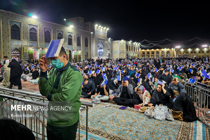 شب قدر در حرم امام رضا علیه‌السلام