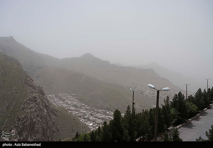 گرد و غبار در لرستان