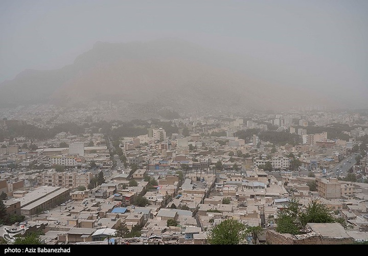 گرد و غبار در لرستان