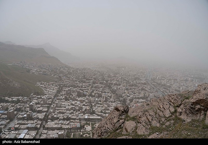 گرد و غبار در لرستان