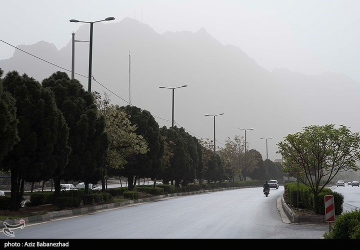 گرد و غبار در لرستان