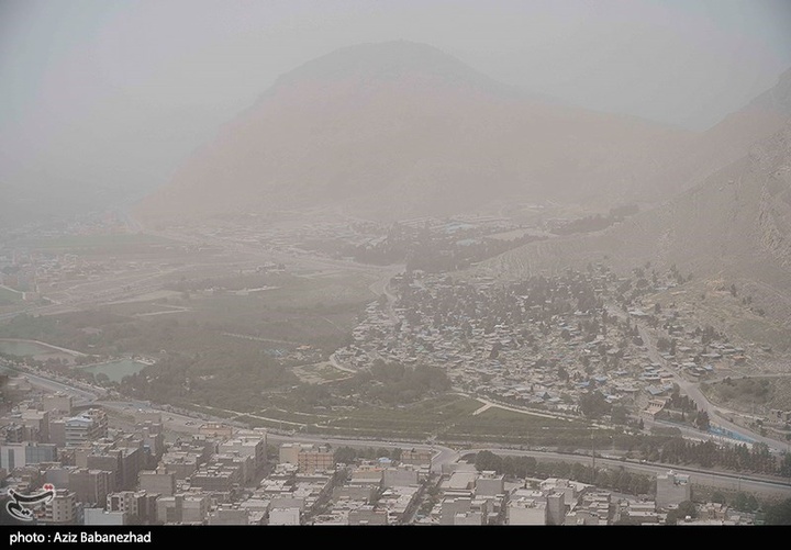 گرد و غبار در لرستان