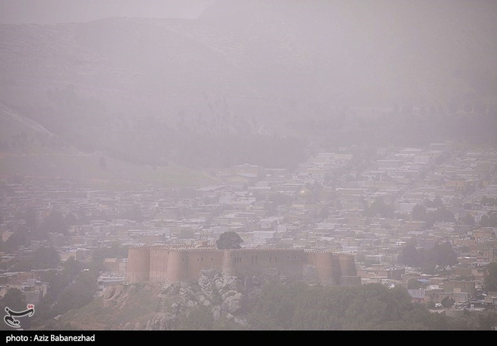گرد و غبار در لرستان