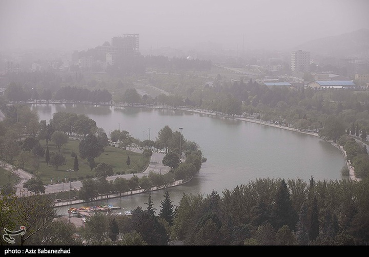 گرد و غبار در لرستان