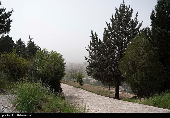 گرد و غبار در لرستان