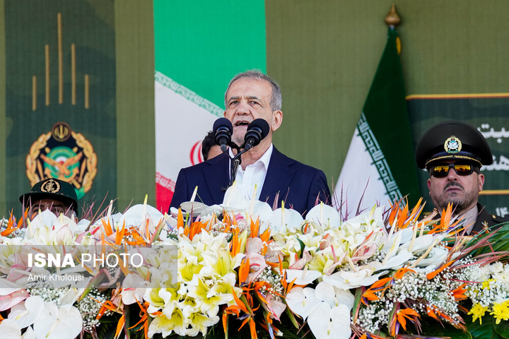 مراسم رژه روز ارتش - تهران