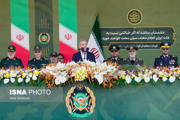 مراسم رژه روز ارتش - تهران