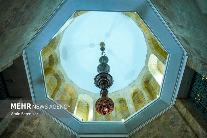 اول اردیبهشت، سر ارادت ما به سعدی شیرین سخن