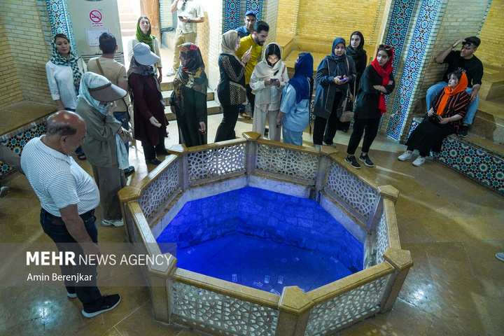 اول اردیبهشت، سر ارادت ما به سعدی شیرین سخن