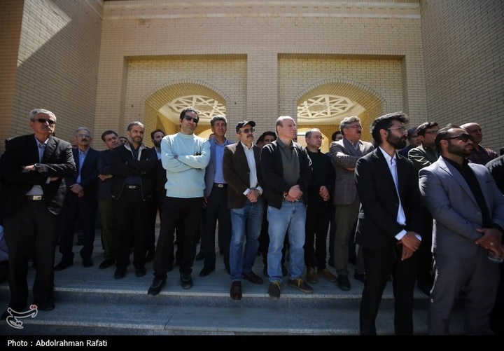 مراسم تشییع پیکر اکبر اعتماد پدر فناوری هسته‌ای ایران