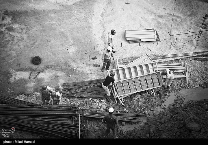 بمناسبت ۱۱ اردیبهشت روز کارگر