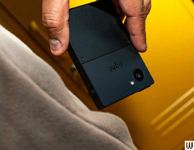 گوشیهای ساده؛ درمان یا توهم؟