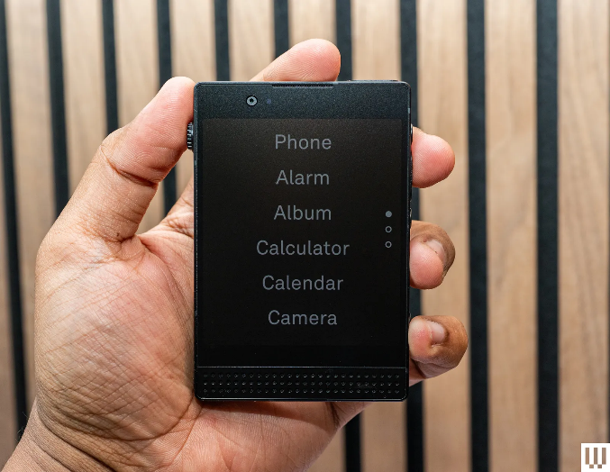 گوشیهای ساده؛ درمان یا توهم؟