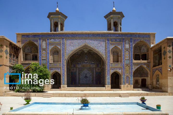 ۱۵ اردیبهشت؛ «روز شیراز»