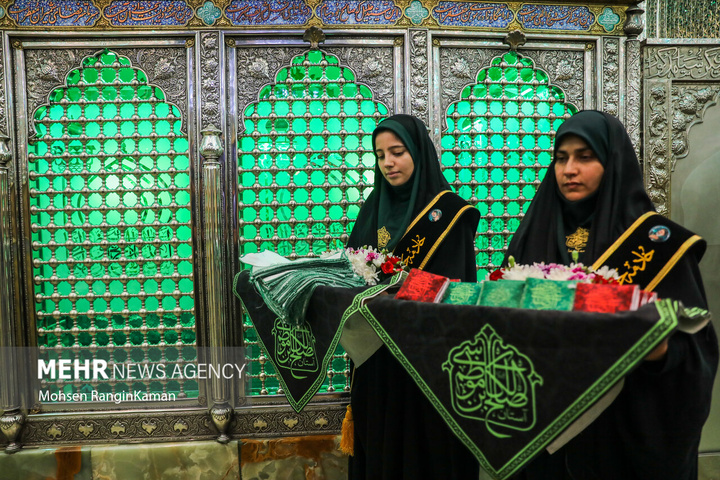 آیین غبارروبی ضریح مطهر آستان مقدس امامزاده صالح علیه‌السلام