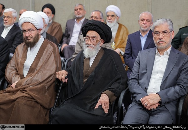 مراسم بزرگداشت شهید رئیسی و شهدای پرواز اردیبهشت