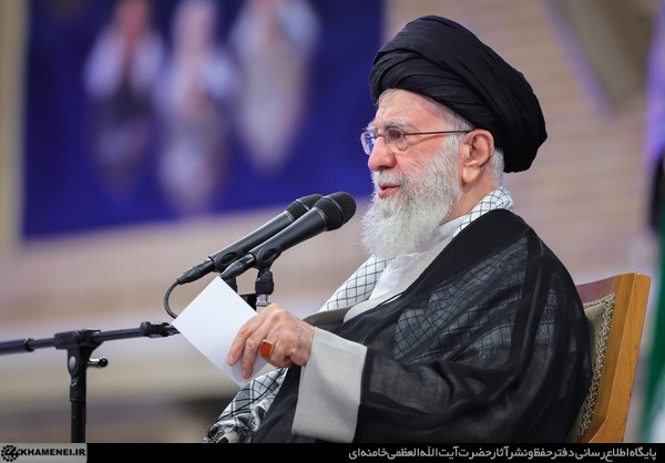 مراسم بزرگداشت شهید رئیسی و شهدای پرواز اردیبهشت