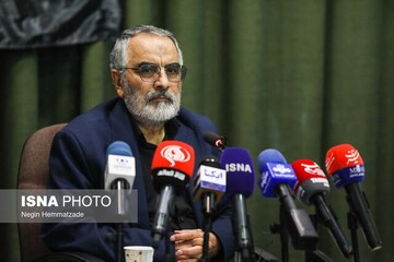 انصاری: باید بهشت را در زمین و برای مردم آن هم از راه عقل و عدالت ساخت