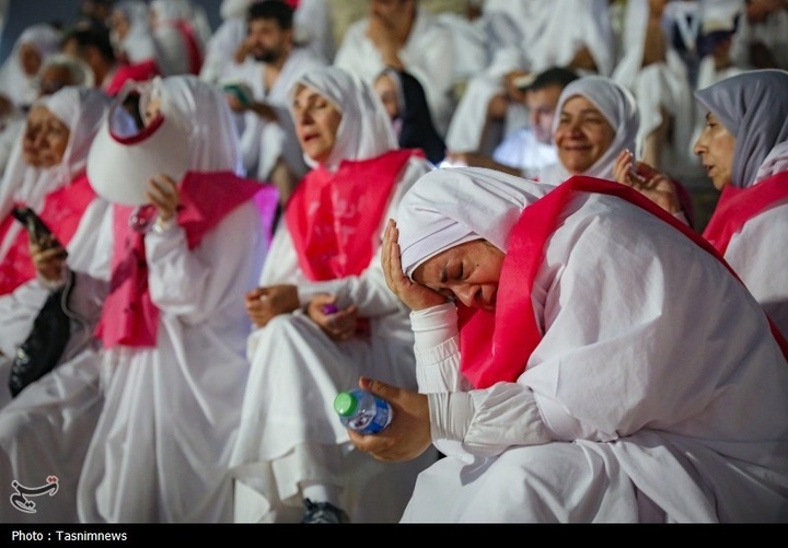 مناجات زائران در شب عرفه