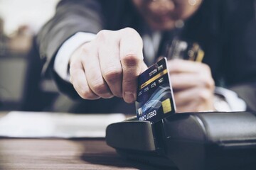 ۶ اشتباه رایج هنگام خرید کارتخوان که باید از آنها دوری کنید