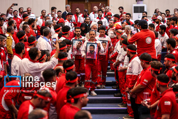 قدردانی از امدادگران جمعیت هلال احمر