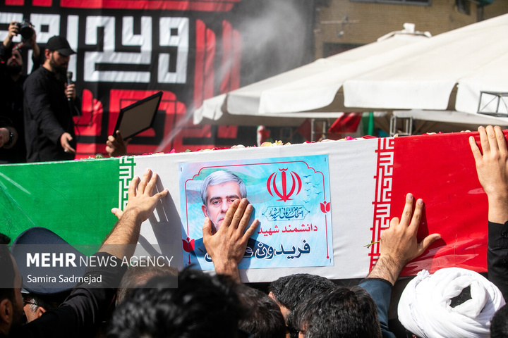 تدفین پیکر شهدای جنگ تحمیلی رژیم صهیونیستی در امامزاده صالح علیه السلام