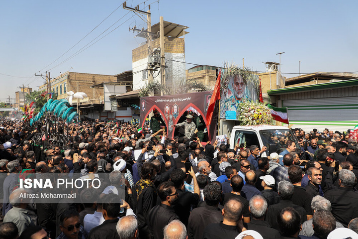 تشییع پیکر شهید سردار «غلامعلی رشید» در دزفول