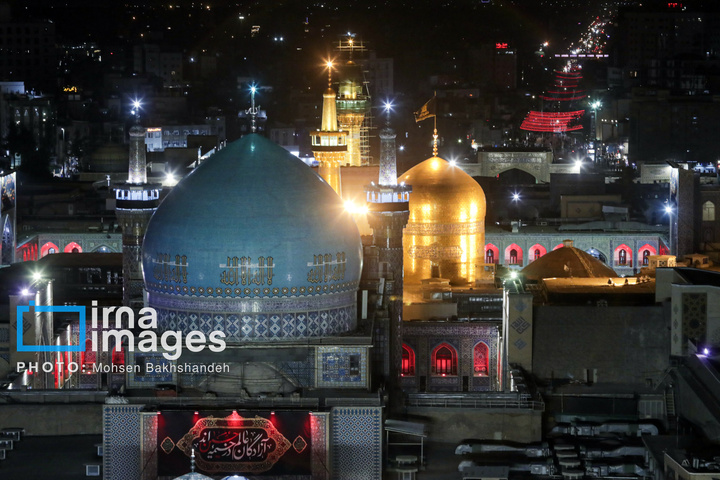 خطبه خوانی شب عاشورا در حرم رضوی