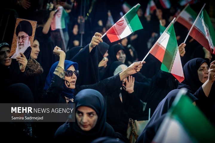 یادواره بزرگ شهدای جنگ تحمیلی ۱۲ روزه