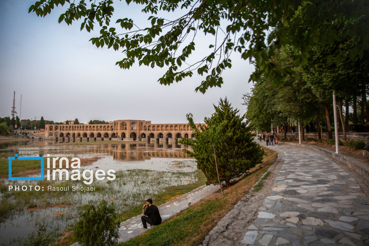 میهمانان زاینده رود