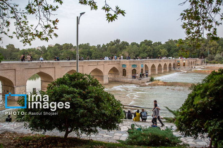 میهمانان زاینده رود