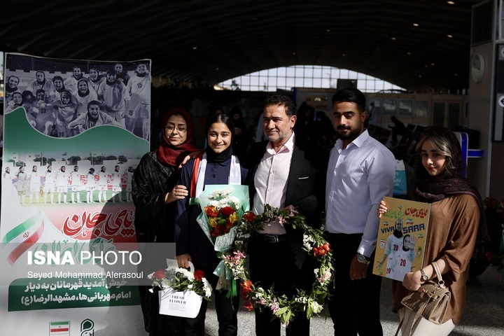 استقبال از تیم ملی فوتبال بانوان ایران - مشهد