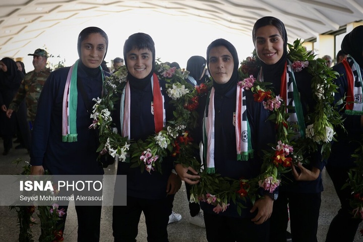 استقبال از تیم ملی فوتبال بانوان ایران - مشهد
