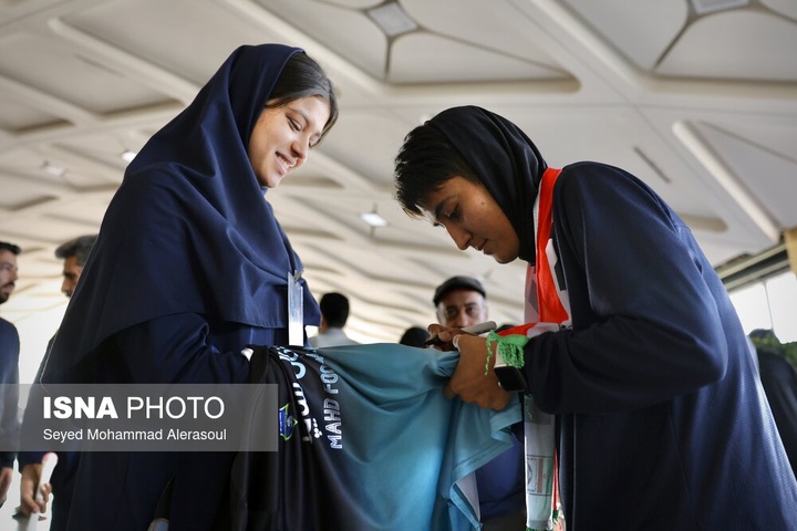 استقبال از تیم ملی فوتبال بانوان ایران - مشهد