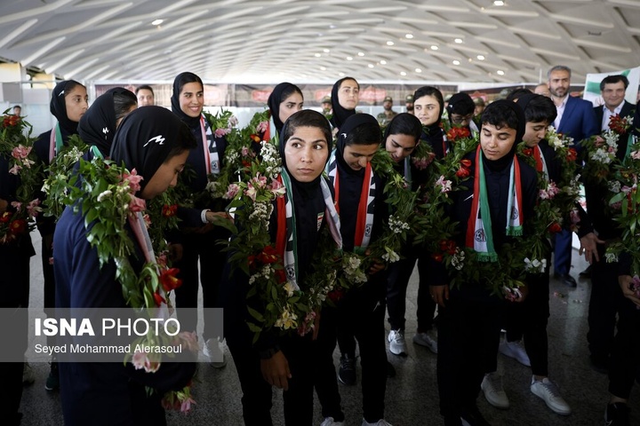 استقبال از تیم ملی فوتبال بانوان ایران - مشهد