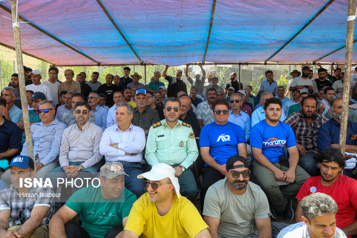 مسابقات کشتی سنتی لوچو در روستای کوهستانی چرات - سوادکوه