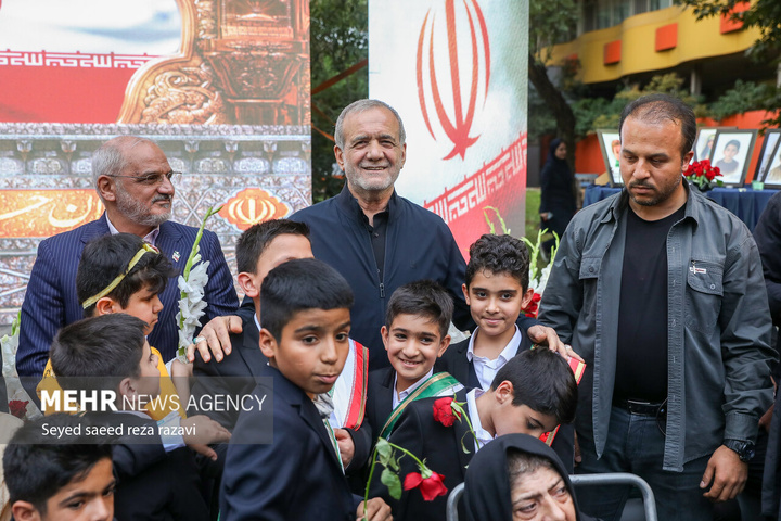 گردهمایی مردمی یادبود ۴۷ کودک شهید