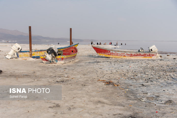 دریاچه ارومیه در آستانه خشکی کامل